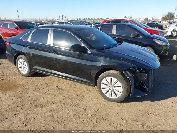3VWCB7BU2KM184600 2019 VOLKSWAGEN JETTA - Image 1