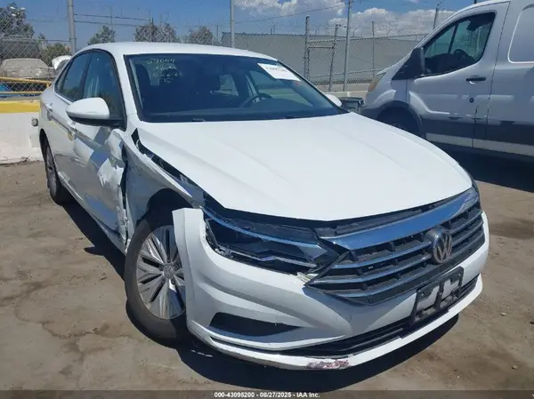 3VWCB7BU2KM202285 2019 VOLKSWAGEN JETTA - Image 1
