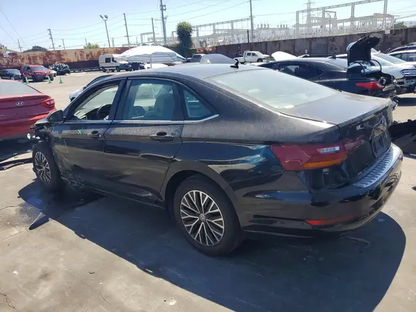 3VWCB7BU2KM212962 2019 VOLKSWAGEN JETTA - Image 2
