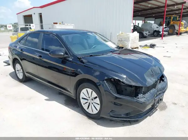3VWCB7BU2KM213920 2019 VOLKSWAGEN JETTA - Image 1