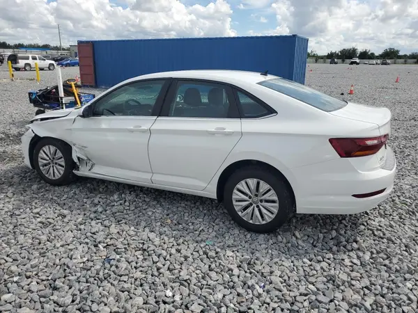 3VWCB7BU2KM218597 2019 VOLKSWAGEN JETTA - Image 2
