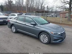 3VWCB7BU2KM230166 2019 VOLKSWAGEN JETTA