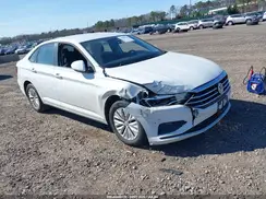 3VWCB7BU2KM233455 2019 VOLKSWAGEN JETTA