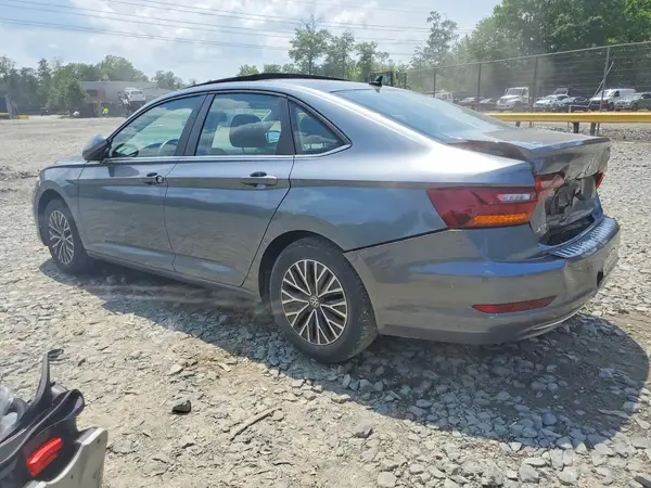 3VWCB7BU2KM239966 2019 VOLKSWAGEN JETTA - Image 2