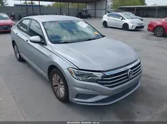 3VWCB7BU2KM242706 2019 VOLKSWAGEN JETTA