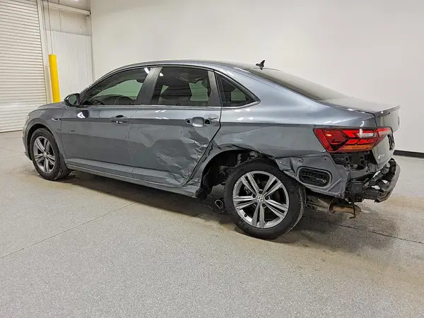 3VWCB7BU2KM249283 2019 VOLKSWAGEN JETTA - Image 2