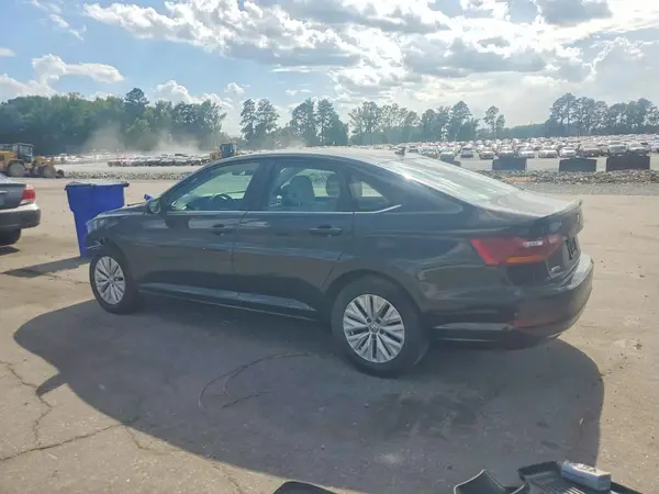 3VWCB7BU2KM256878 2019 VOLKSWAGEN JETTA - Image 2