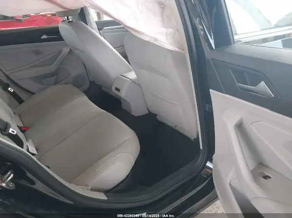 3VWCB7BU2KM270912 2019 VOLKSWAGEN JETTA - Image 8