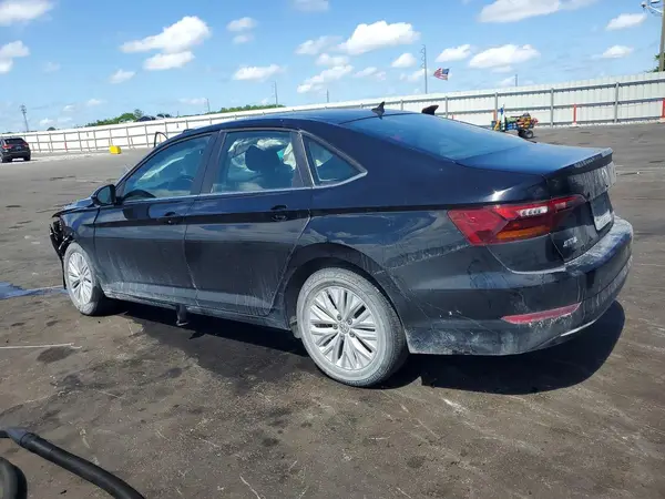 3VWCB7BU2KM275088 2019 VOLKSWAGEN JETTA - Image 2