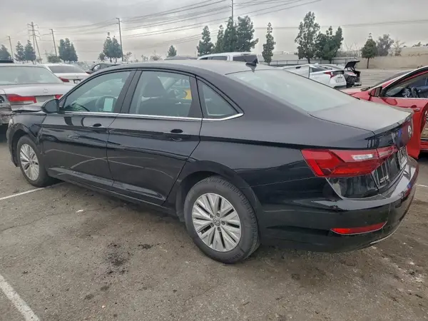 3VWCB7BU2LM070369 2020 VOLKSWAGEN JETTA - Image 2