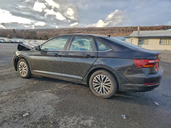 3VWCB7BU3KM135213 2019 VOLKSWAGEN JETTA - Image 2
