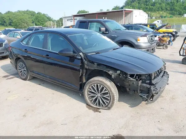 3VWCB7BU3KM162878 2019 VOLKSWAGEN JETTA - Image 1