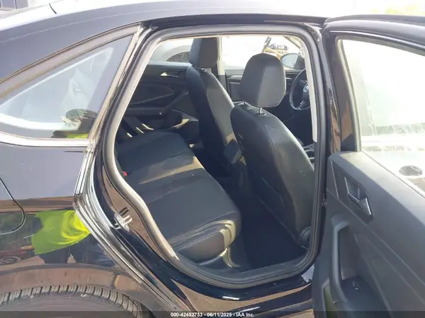 3VWCB7BU3KM162878 2019 VOLKSWAGEN JETTA - Image 8