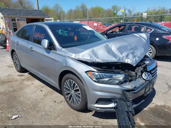 3VWCB7BU3KM174206 2019 VOLKSWAGEN JETTA - Image 1