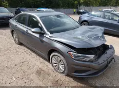 3VWCB7BU3KM212677 2019 VOLKSWAGEN JETTA