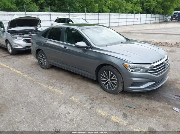 3VWCB7BU3KM213375 2019 VOLKSWAGEN JETTA - Image 1