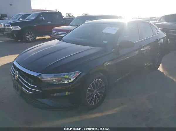 3VWCB7BU3KM224117 2019 VOLKSWAGEN JETTA - Image 2