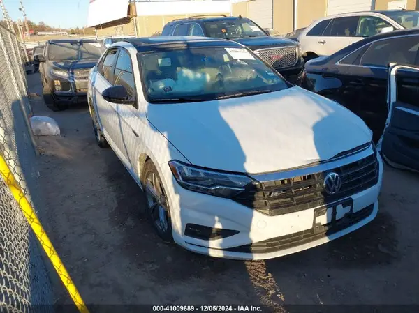 3VWCB7BU3KM273396 2019 VOLKSWAGEN JETTA - Image 1