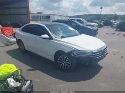 3VWCB7BU3KM275956 2019 VOLKSWAGEN JETTA