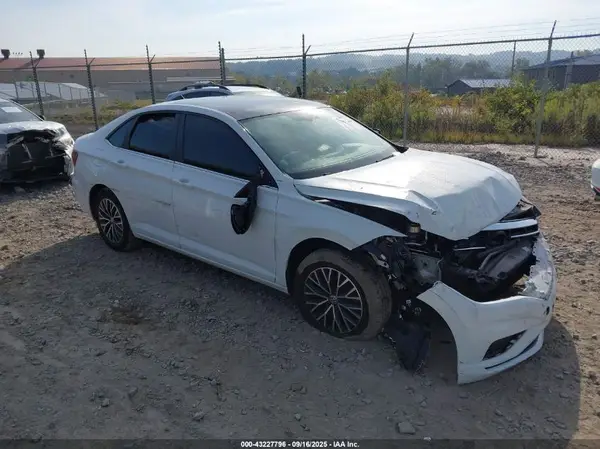 3VWCB7BU3LM018698 2020 VOLKSWAGEN JETTA - Image 1