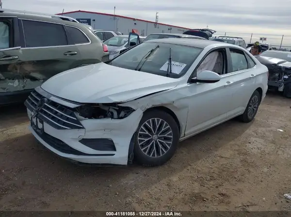 3VWCB7BU4KM139576 2019 VOLKSWAGEN JETTA - Image 2