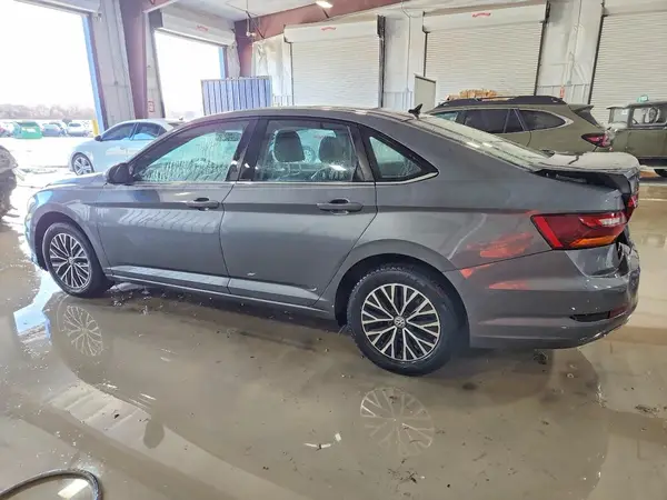 3VWCB7BU4KM157088 2019 VOLKSWAGEN JETTA - Image 2