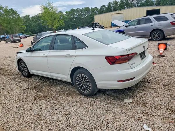 3VWCB7BU4KM198207 2019 VOLKSWAGEN JETTA - Image 2