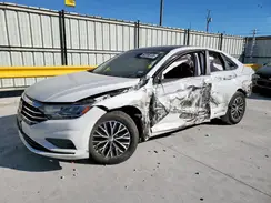 3VWCB7BU4KM272046 2019 VOLKSWAGEN JETTA