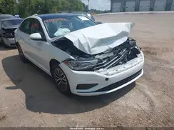 3VWCB7BU4KM275996 2019 VOLKSWAGEN JETTA
