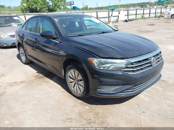 3VWCB7BU5KM127792 2019 VOLKSWAGEN JETTA - Image 1
