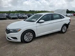 3VWCB7BU5KM127940 2019 VOLKSWAGEN JETTA