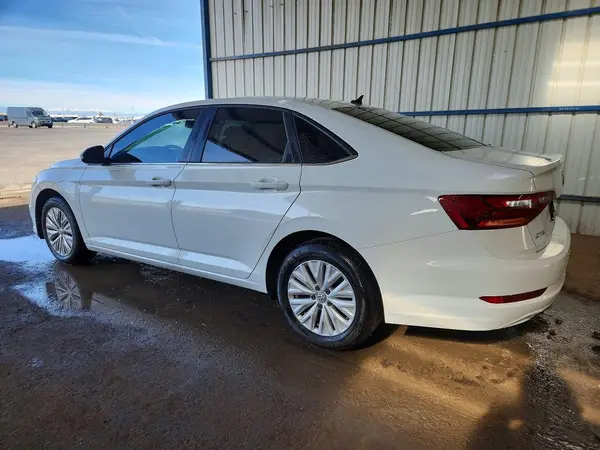 3VWCB7BU5KM173963 2019 VOLKSWAGEN JETTA - Image 2