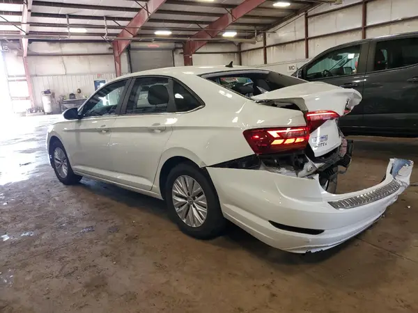 3VWCB7BU5KM182498 2019 VOLKSWAGEN JETTA - Image 2