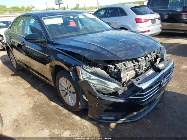 3VWCB7BU5KM214639 2019 VOLKSWAGEN JETTA - Image 1