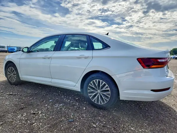 3VWCB7BU5KM243428 2019 VOLKSWAGEN JETTA - Image 2