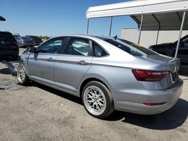3VWCB7BU6KM201575 2019 VOLKSWAGEN JETTA - Image 2