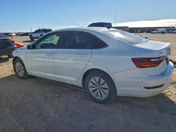3VWCB7BU6KM218585 2019 VOLKSWAGEN JETTA - Image 2