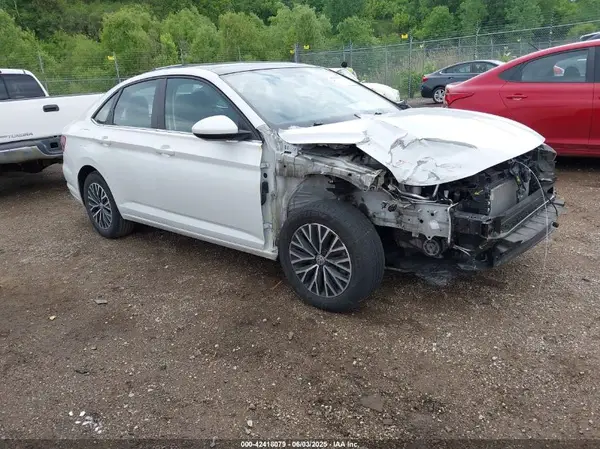 3VWCB7BU6LM037911 2020 VOLKSWAGEN JETTA - Image 1