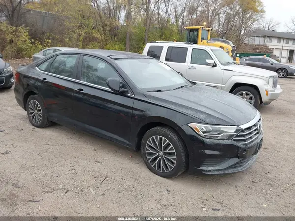 3VWCB7BU7KM163273 2019 VOLKSWAGEN JETTA - Image 1