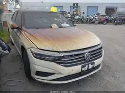 3VWCB7BU7KM177822 2019 VOLKSWAGEN JETTA