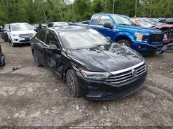 3VWCB7BU7KM206008 2019 VOLKSWAGEN JETTA