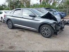 3VWCB7BU7KM206056 2019 VOLKSWAGEN JETTA
