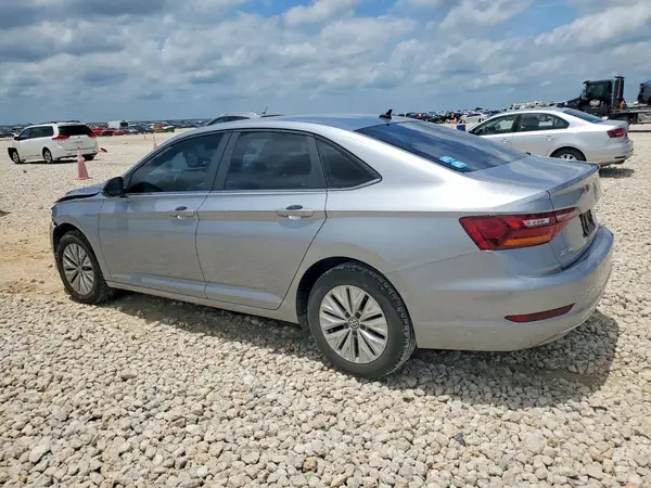 3VWCB7BU7KM248520 2019 VOLKSWAGEN JETTA - Image 2