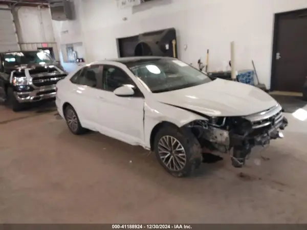 3VWCB7BU7LM002259 2020 VOLKSWAGEN JETTA - Image 1