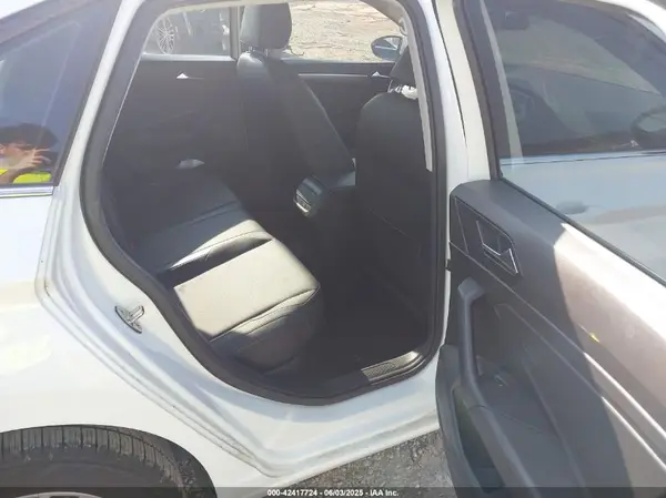 3VWCB7BU7LM051686 2020 VOLKSWAGEN JETTA - Image 8