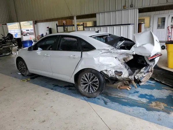 3VWCB7BU7LM057858 2020 VOLKSWAGEN JETTA - Image 2