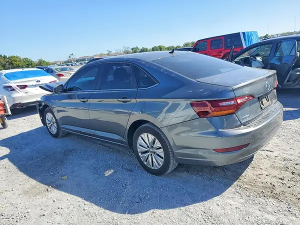 3VWCB7BU8KM146126 2019 VOLKSWAGEN JETTA - Image 2