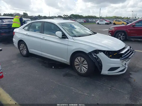 3VWCB7BU8KM156364 2019 VOLKSWAGEN JETTA - Image 1