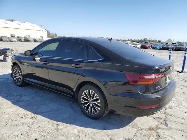 3VWCB7BU8KM185508 2019 VOLKSWAGEN JETTA - Image 2