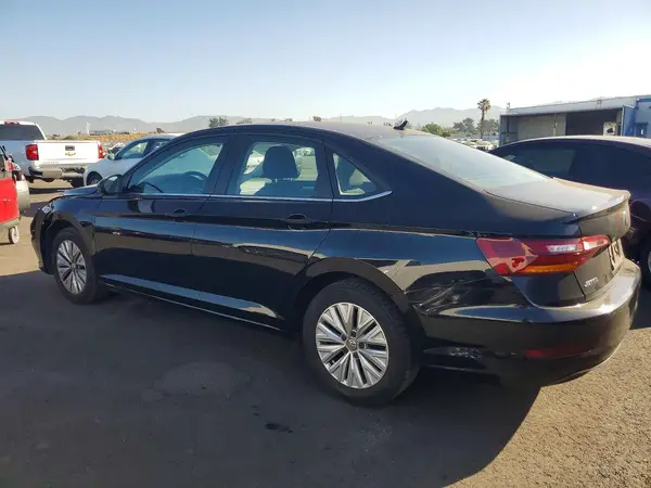 3VWCB7BU8KM203070 2019 VOLKSWAGEN JETTA - Image 2